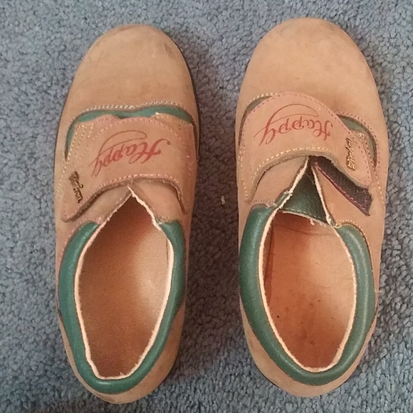 Boy's dress shoes - Picture 2 of 3